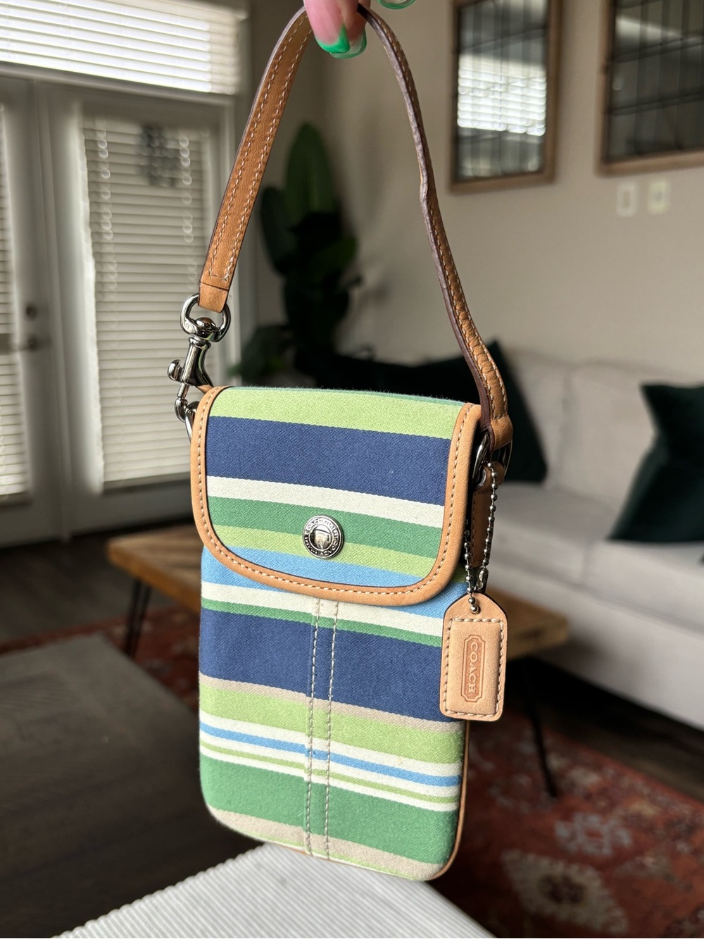 💚💙🩵COACH Hamptons Striped Canvas Mini Wristlet Pouch🩵💙💚